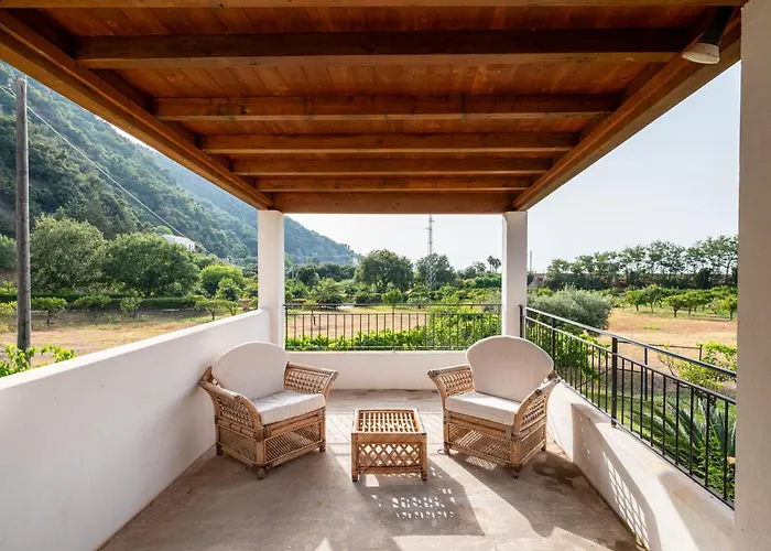 Villa Rosa, Campagna E Mare Con Accesso Privato Capo dʼOrlando